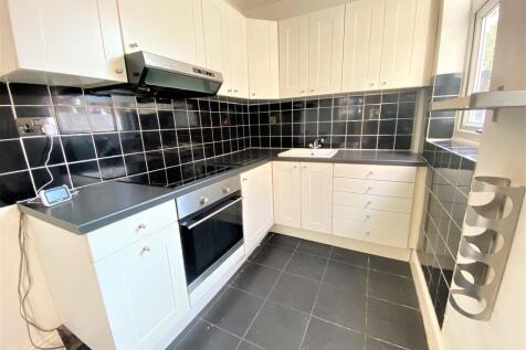 Reeves Road, Normanton photo 3