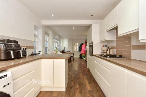 Kitchen/ Breakfast Room