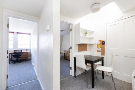 Flat 4, 7 Johnstone Street-11.jpg