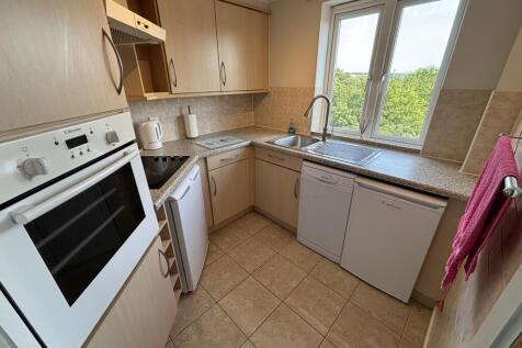 Tylers Ride, South Woodham Ferrers, Chelmsford, Essex photo 3