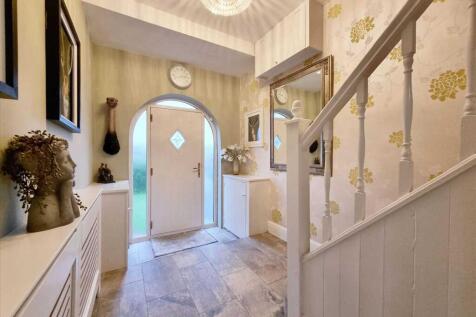 Entrance Hall: