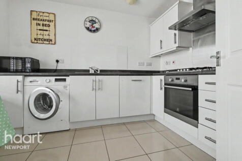 Bailey Crescent, NEWPORT photo 3