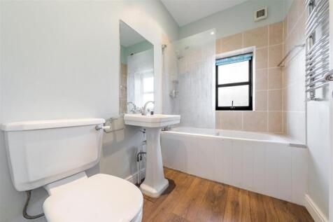 221 Roehampton Lane, SW15 photo 4