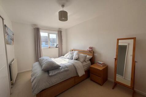 Daveys Close, Falmouth photo 4