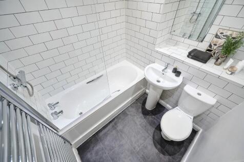 Kirk Beston Close, Leeds, West Yorkshire, LS11 photo 4