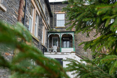 Entrance Porch