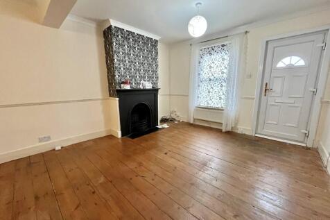 Romford, RM1 photo 3