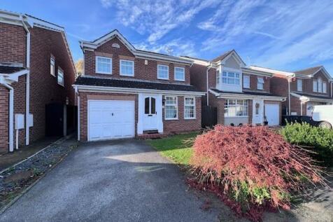 10 Kindlewood Drive front.jpg