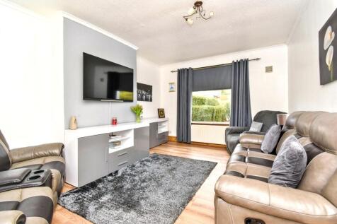Lounge Angle 1