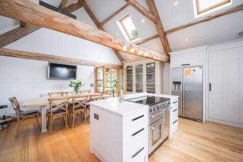 Kitchen / Breakfast Room