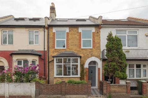 Wellington Road, E17