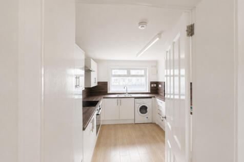 Kings Court, South Ayrshire, KA8 photo 4