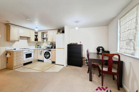 Kings Court, Middlewich, CW10 photo 4