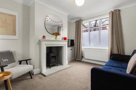 Preston, PR2 - property photo