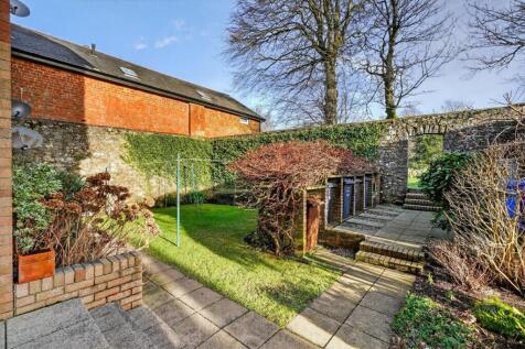 23_90 hill street, largs _23.jpg