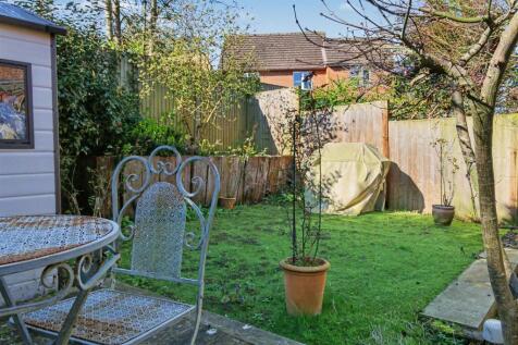 Rear Garden (1).JPG