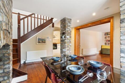 Dining Area 4