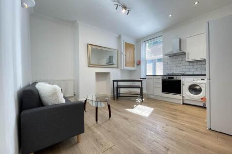 lounge &amp;kitchen