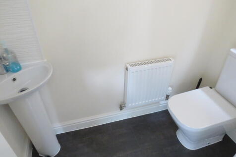 Cloakroom/wc