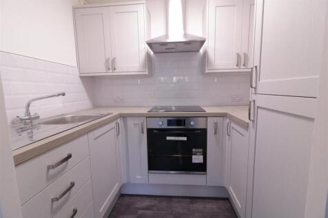 527 Homecove house kitchen