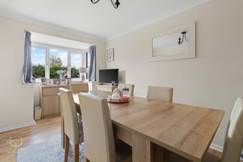 Glebe Road, Aston Somerville, Broadway photo 4