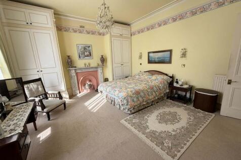Bedroom.jpg