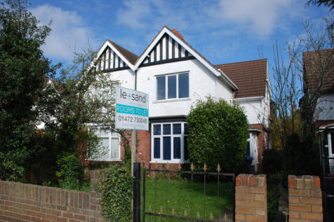 Weelsby Road - double room to let