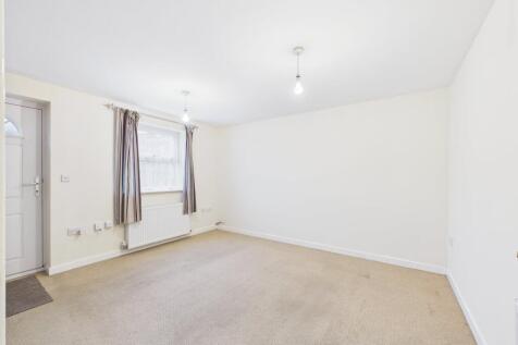 open plan lounge &amp; kitchen