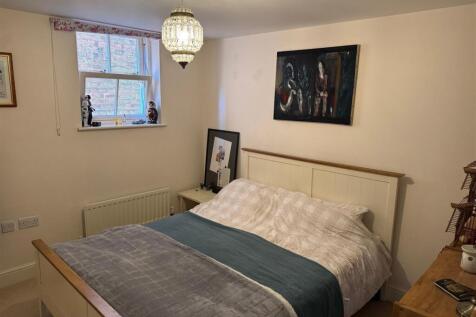 61 Cinque Ports Street, Rye photo 3