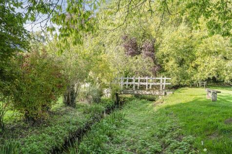Lower End Farmhouse, 10 High Street South, Tiffiel