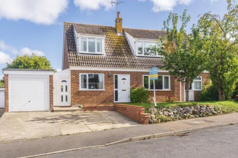 Norwich, NR11 - property photo