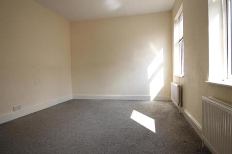 HIGH STREET, KINGSTHORPE VILLAGE - NN2 photo 5