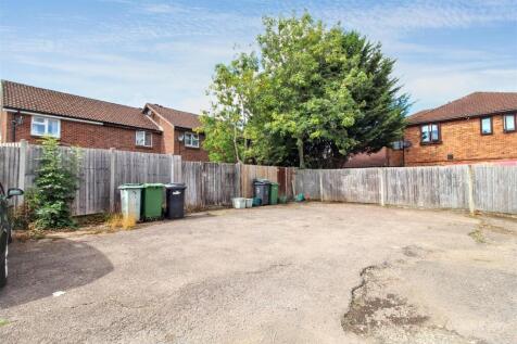 Residents Parking Area to rear of Property