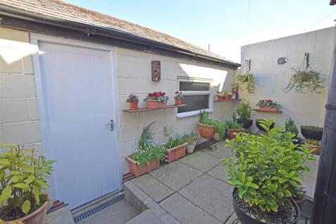 G/F Flat Rear Court Yard