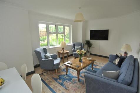 Living room.JPG