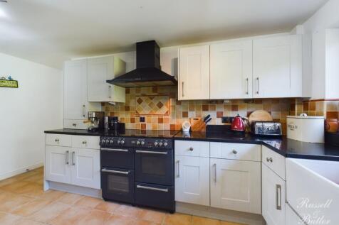 CAM02127G0-PR0207-STILL010