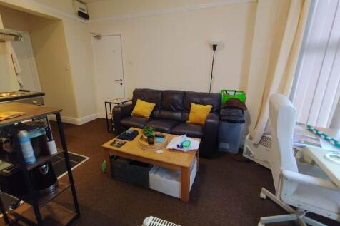 Living room (2)