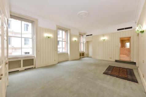 10 Berkeley House (19).JPG