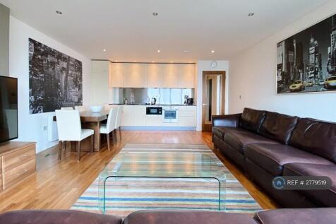 Lounge / Kitchen