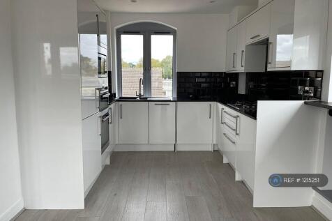Kitchen Area With Granite Worktops