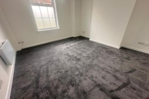 Heathley Park Drive, Rowlinson Court, LE3 photo 5