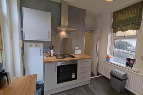 Kitchen (2)