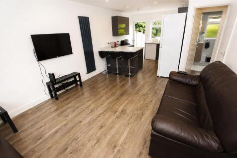 Open Plan Kitchen/ L