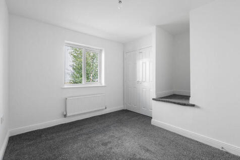 Railway St, Atherton **AVAILABLE NOW** photo 4