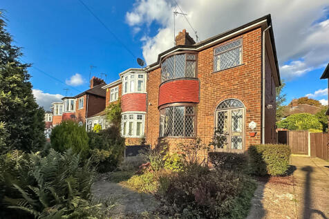 Willenhall, WV13 - property photo