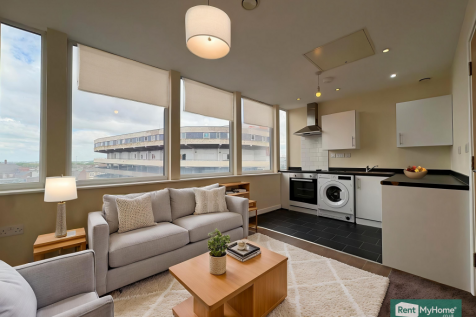 e4ac77fc-a241-4231-8158-3caf3800a7ca - Living Room