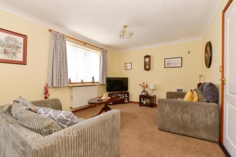 Lounge/ Dining Area