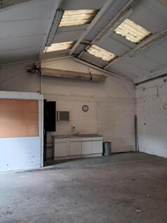 Light Industrial to rent Image 5