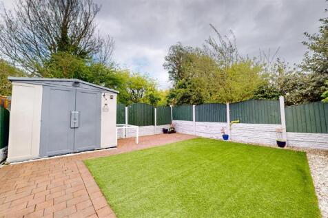 Hinckley Road Rear Garden