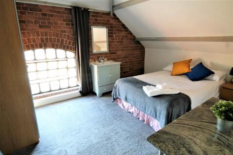 Flat 8, St Annes Well Brewery, Lower North Street, Exeter photo 4